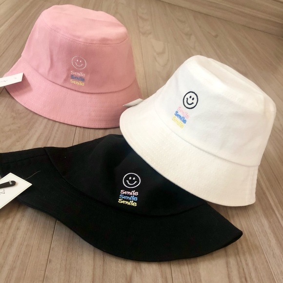 NEW Smiley Face Smile Embroidered 100% Cotton Fisherman Sun Beach Y2K Bucket Hat - Picture 12 of 13